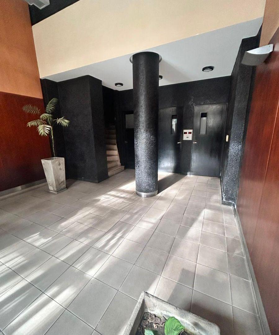 Foto de Centro a metros de Av. Pellegrini, UTN y la UAI!, imagen 1