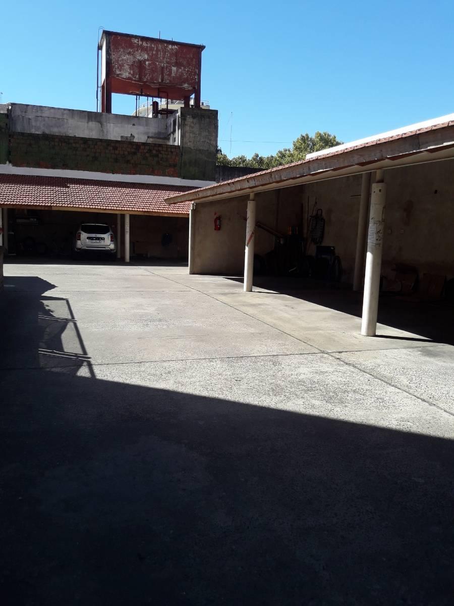 San Martín Centro. Departamento de 4 Ambientes C/ Balcón y Cochera Cubierta 1