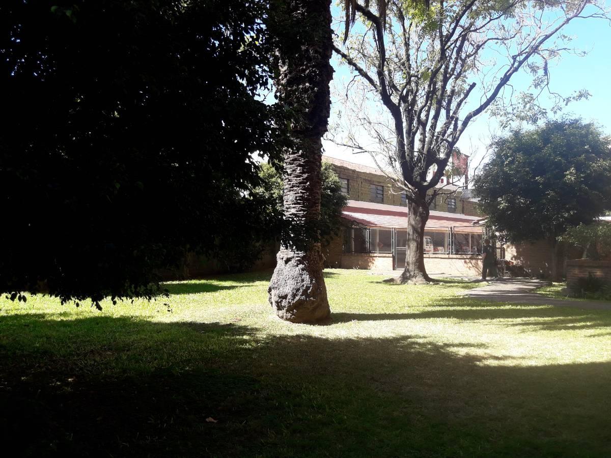 San Martín Centro. Departamento de 4 Ambientes C/ Balcón y Cochera Cubierta 2