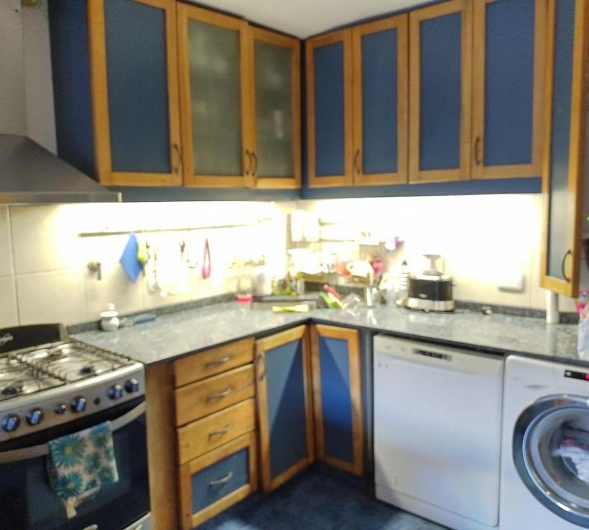 San Martín Centro. Hermosa Casa de 5 Ambientes con Amplio Pa 1