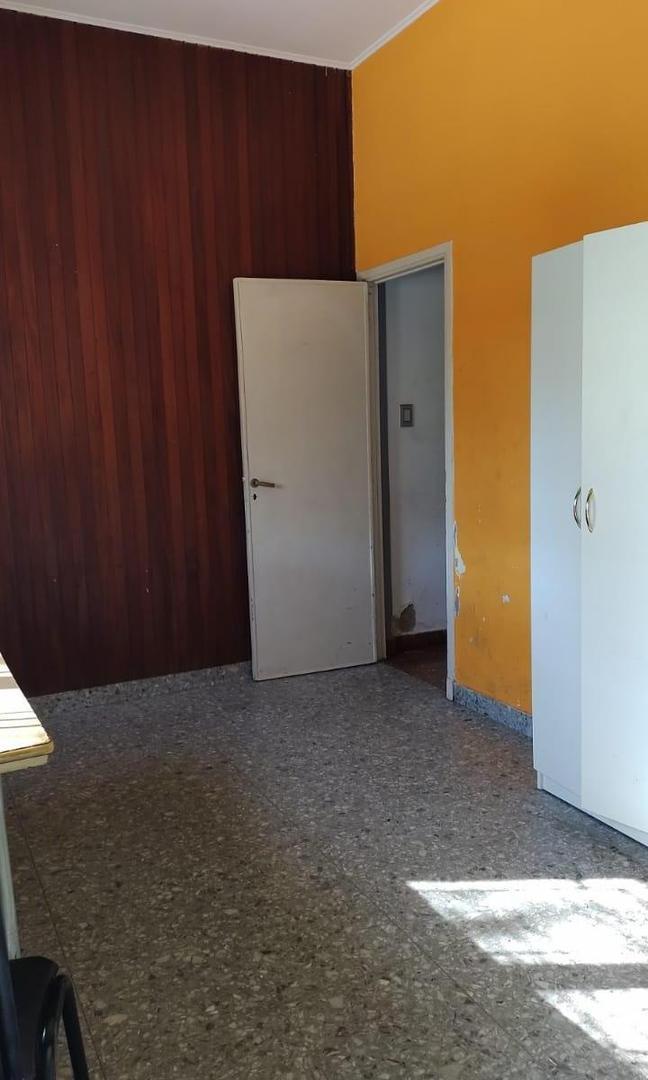 Foto de PH 3 ambientes en planta baja al frente c/cochera y jardín, imagen 3