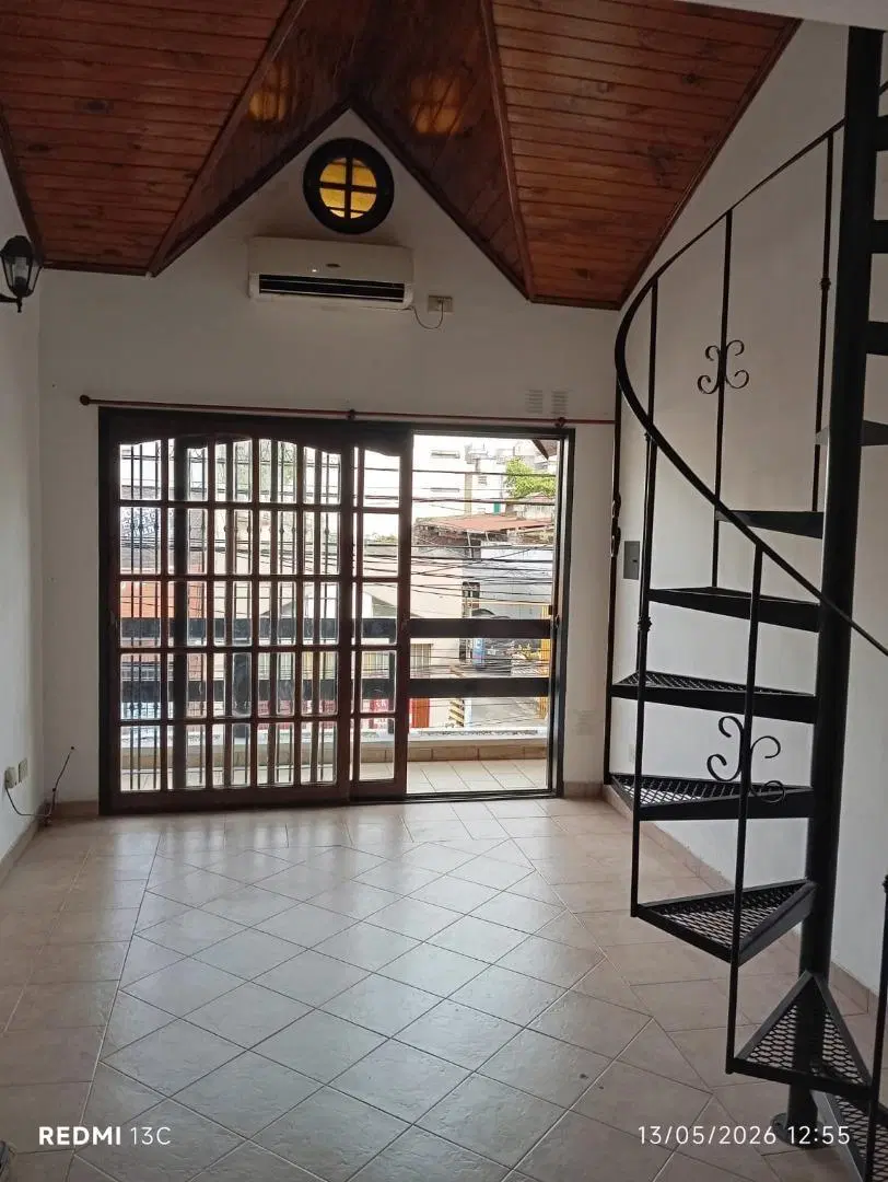 Departamento 2 ambientes en 1º piso. Bajas expensas! 4