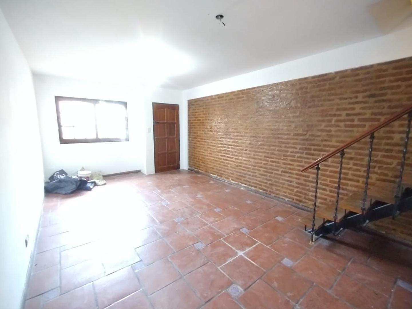 Foto de Duplex 3 amb. con cochera descubierta y patio en San Andrés, imagen 5