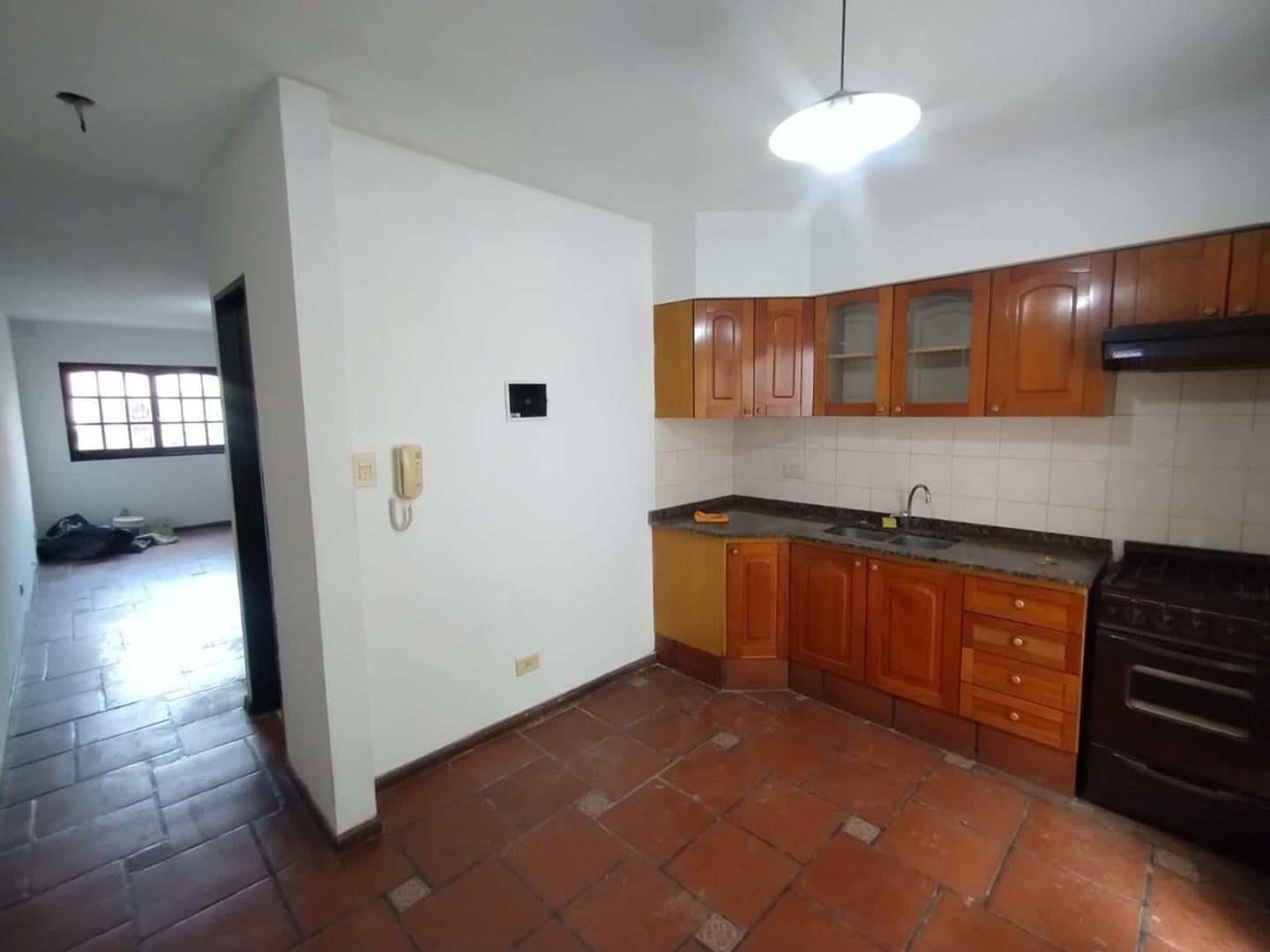 Foto de Duplex 3 amb. con cochera descubierta y patio en San Andrés, imagen 3