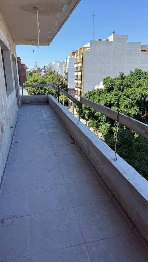 Venta Semipiso de 3 Ambientes Al Frente 2 Baños, Suite Balco 1