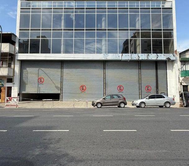 VILLA DEVOTO VENTA EDIFICIO CORPORATIVO DE 8900 MTS.