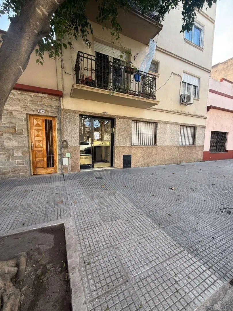 2 ambientes alquiler PB, V. Pueyrredon 1