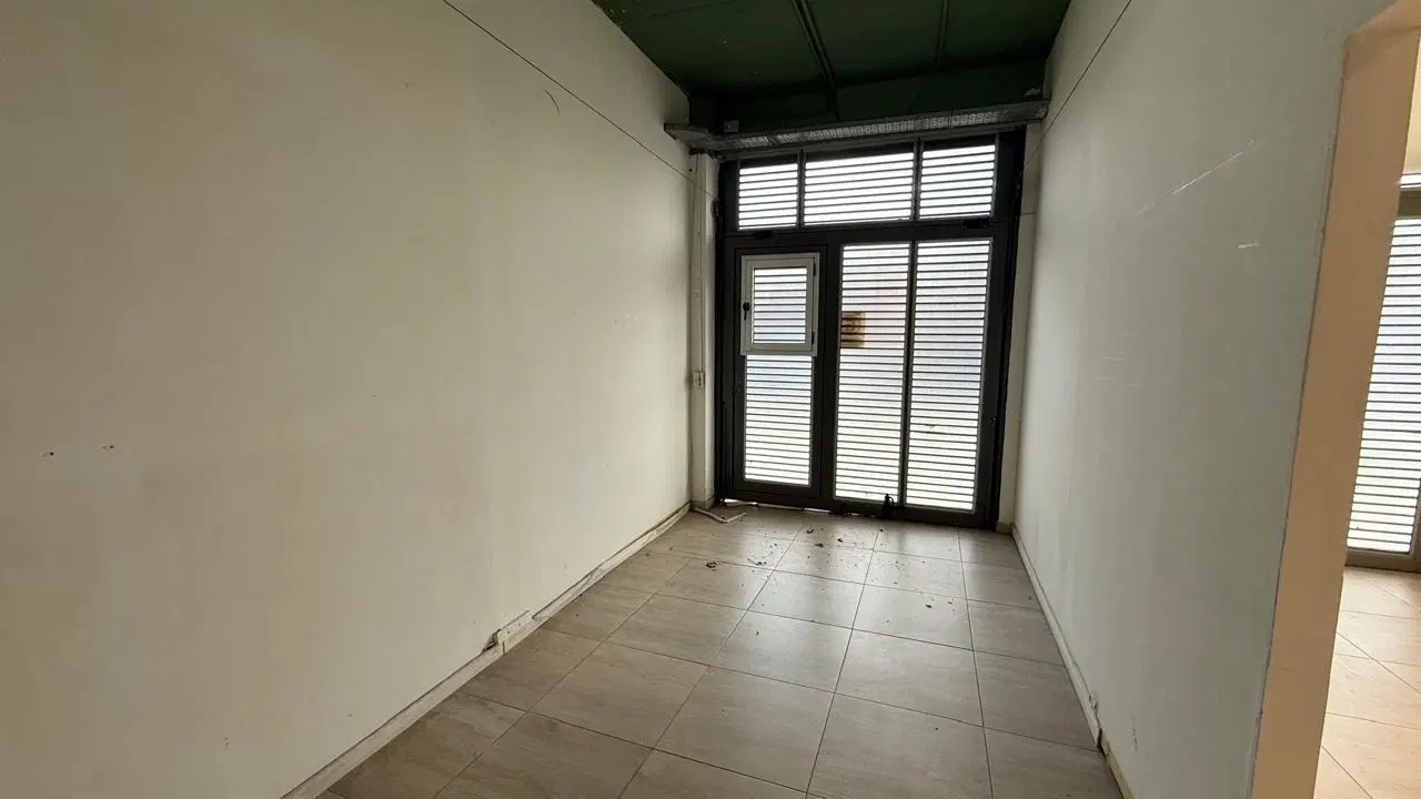 VILLA PUEYRREDON VENTA LOCAL EN ESQUINA . 1