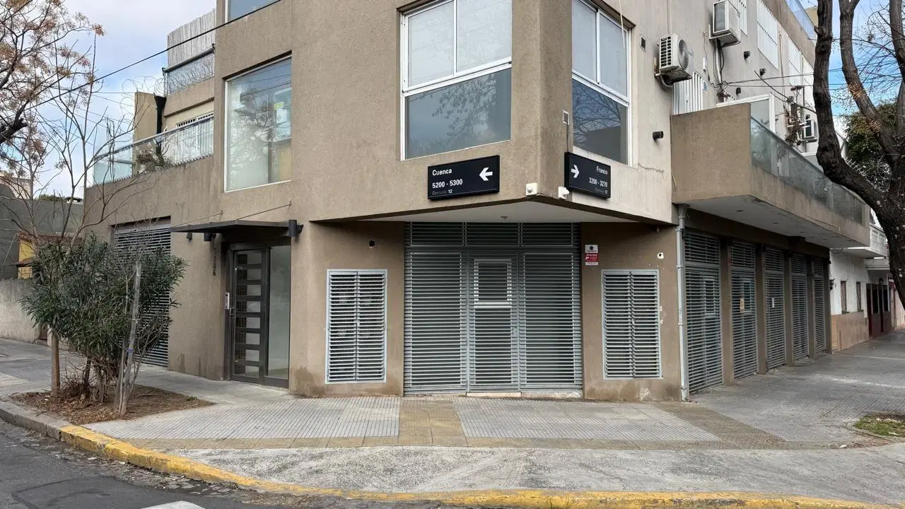 VILLA PUEYRREDON VENTA LOCAL EN ESQUINA . 5
