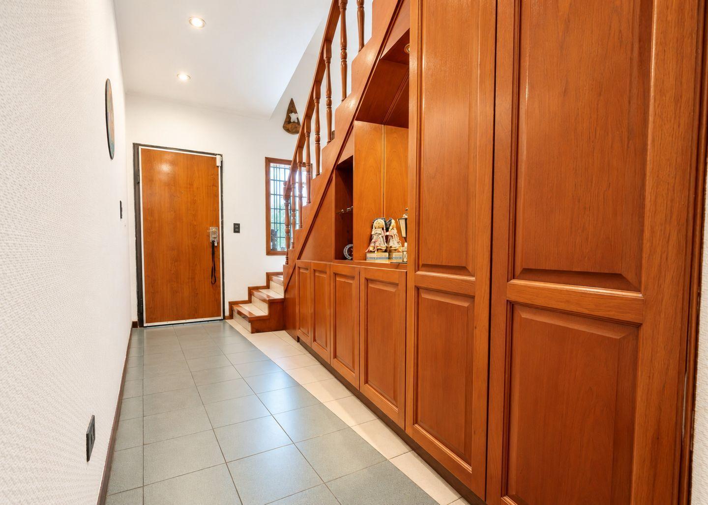 Foto de VILA DEL PARQUE VENTA CASA 5 AMBIENTES COCHERA PATIO Y QUINCHO, imagen 1