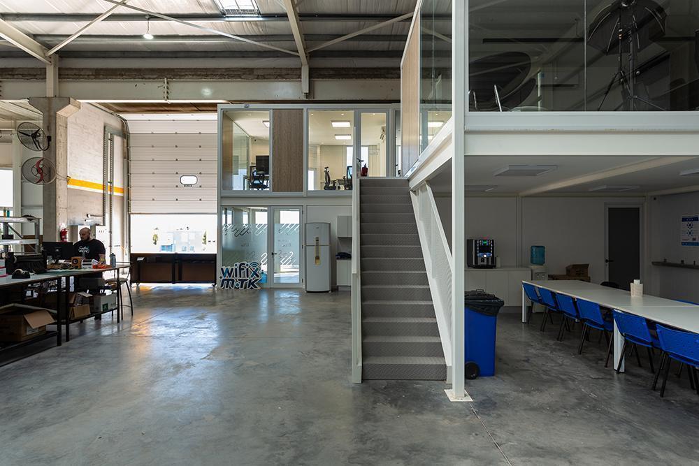 Nave Industrial en Centro Logístico Metropolitano S. a en Funes 5