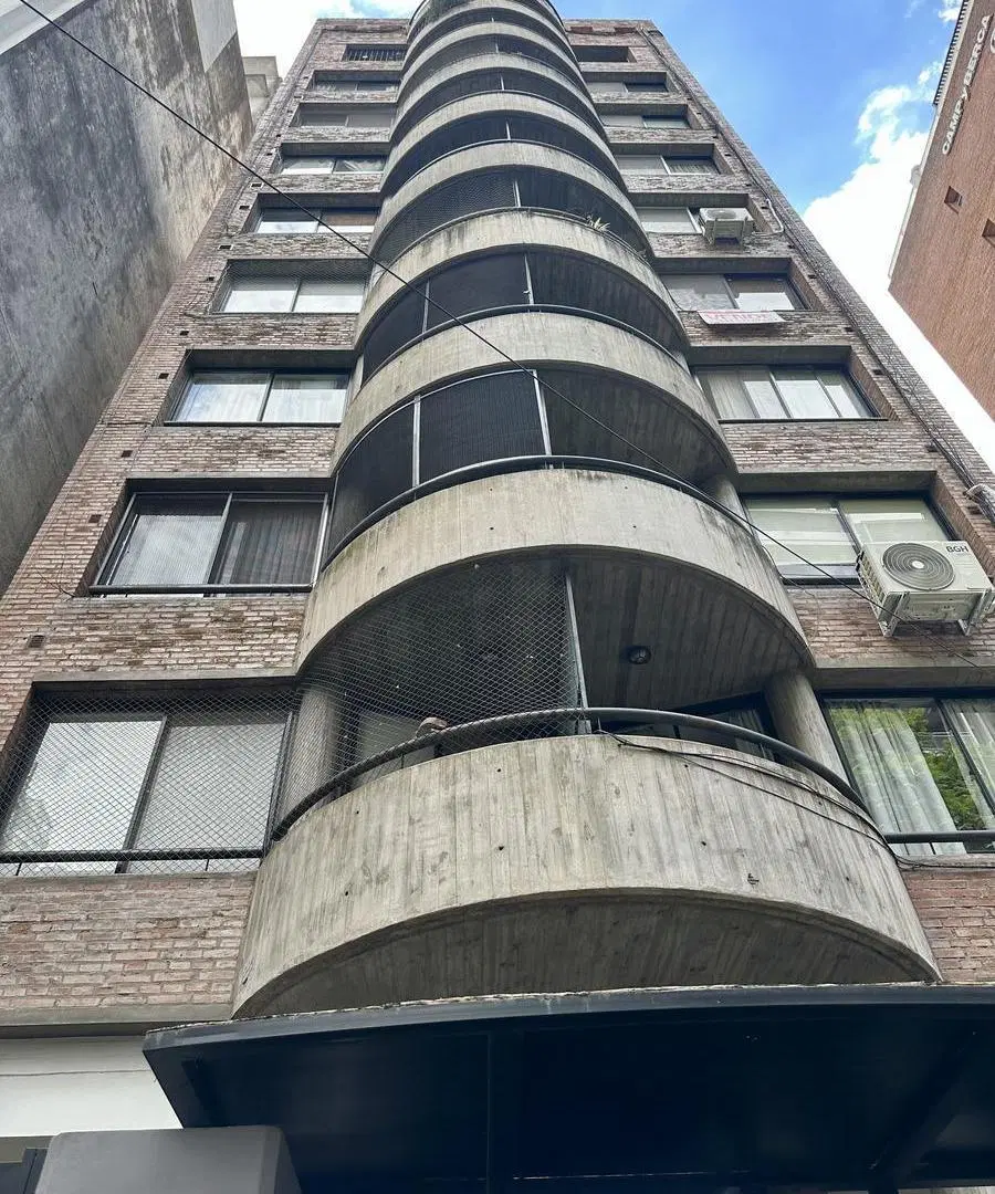 Departamento externo de 2 dormitorios Zona Parque España 3