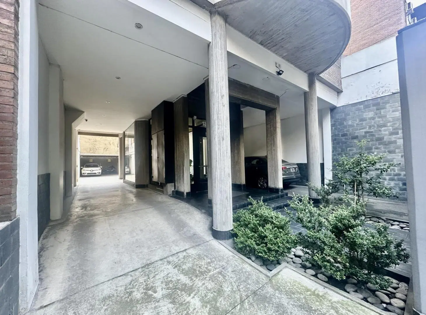 Departamento externo de 2 dormitorios Zona Parque España 5