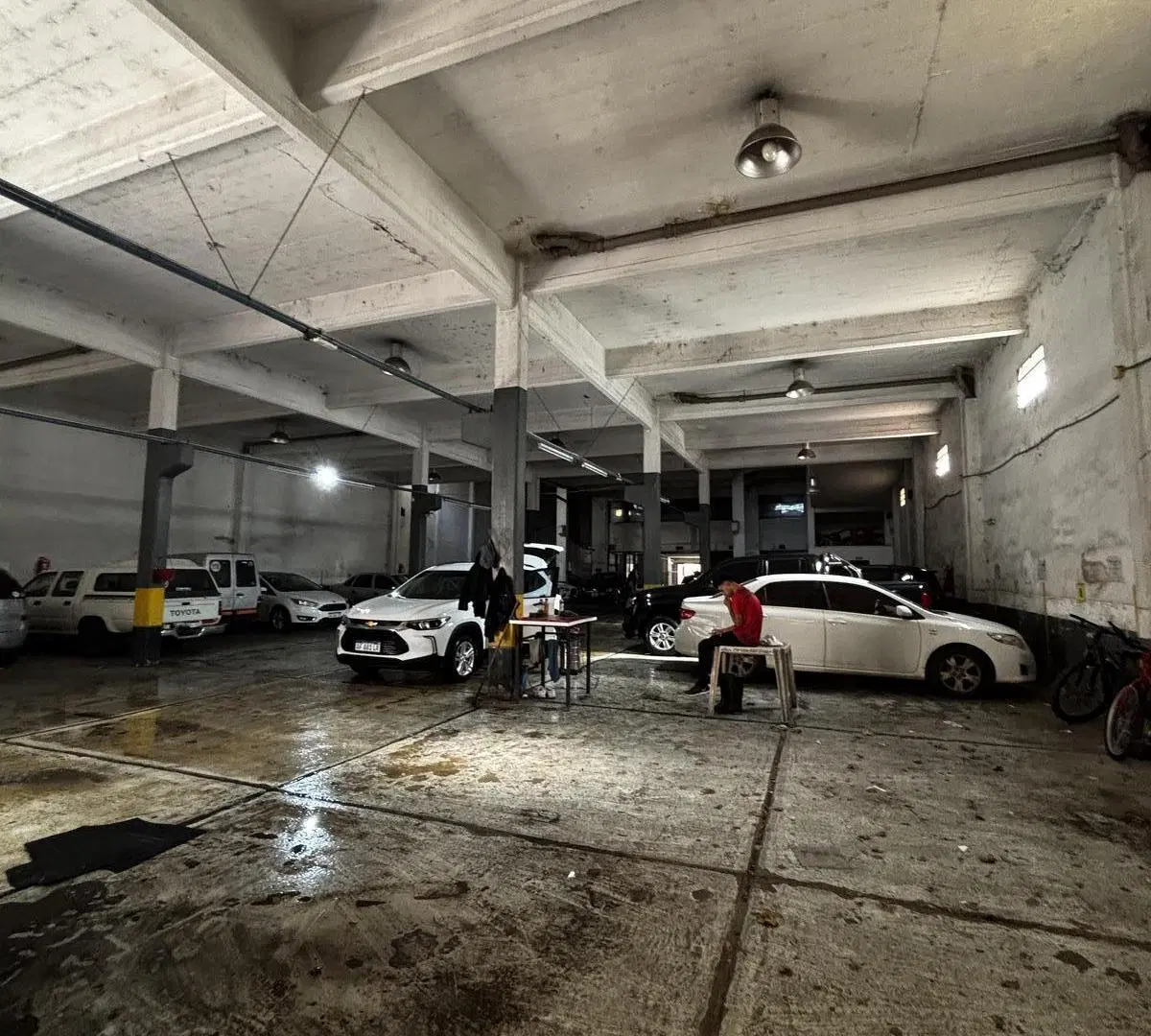 Playa de estacionamiento 4