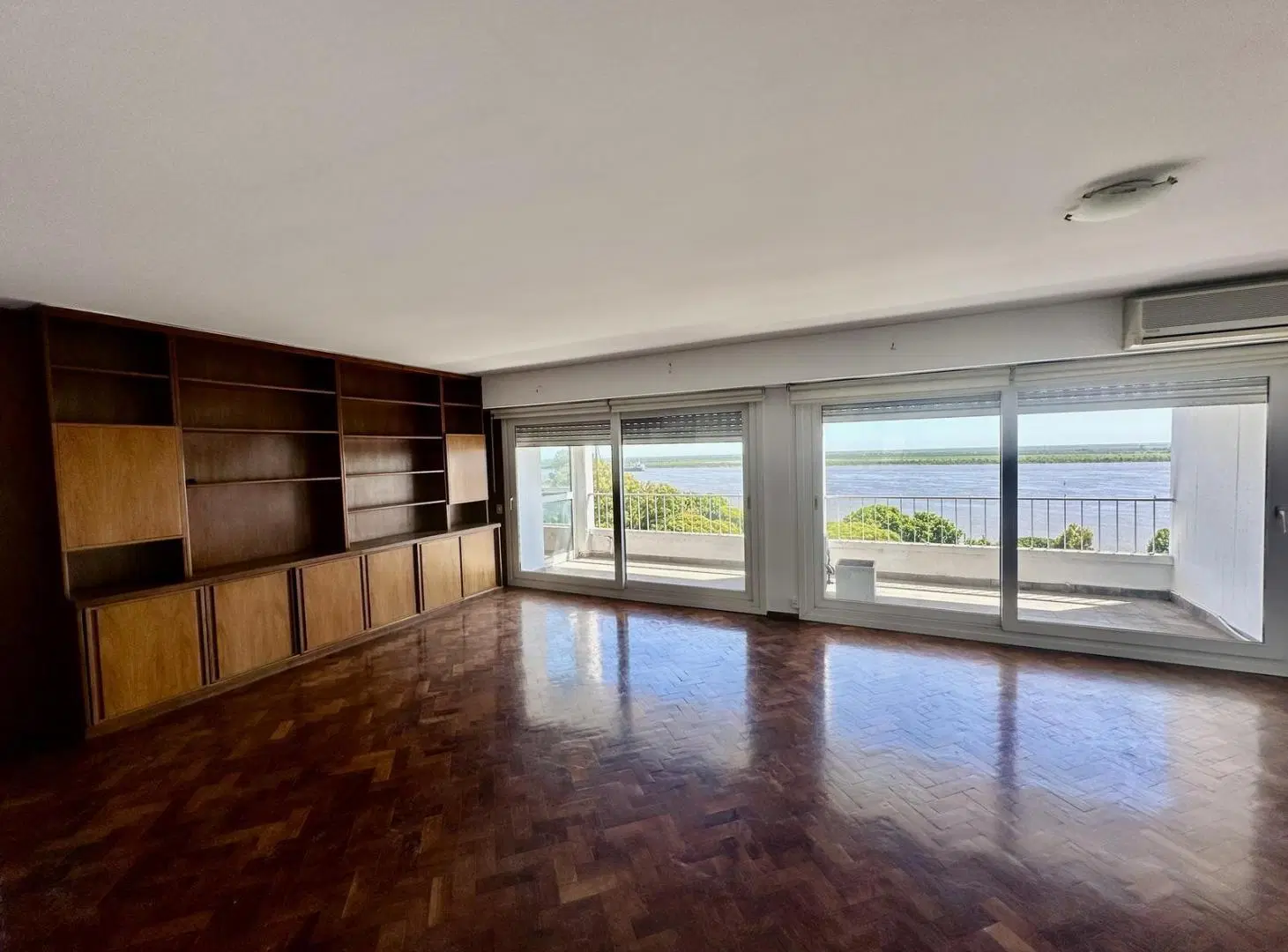 Departamento de 3 dormitorios con vista franca al río 3