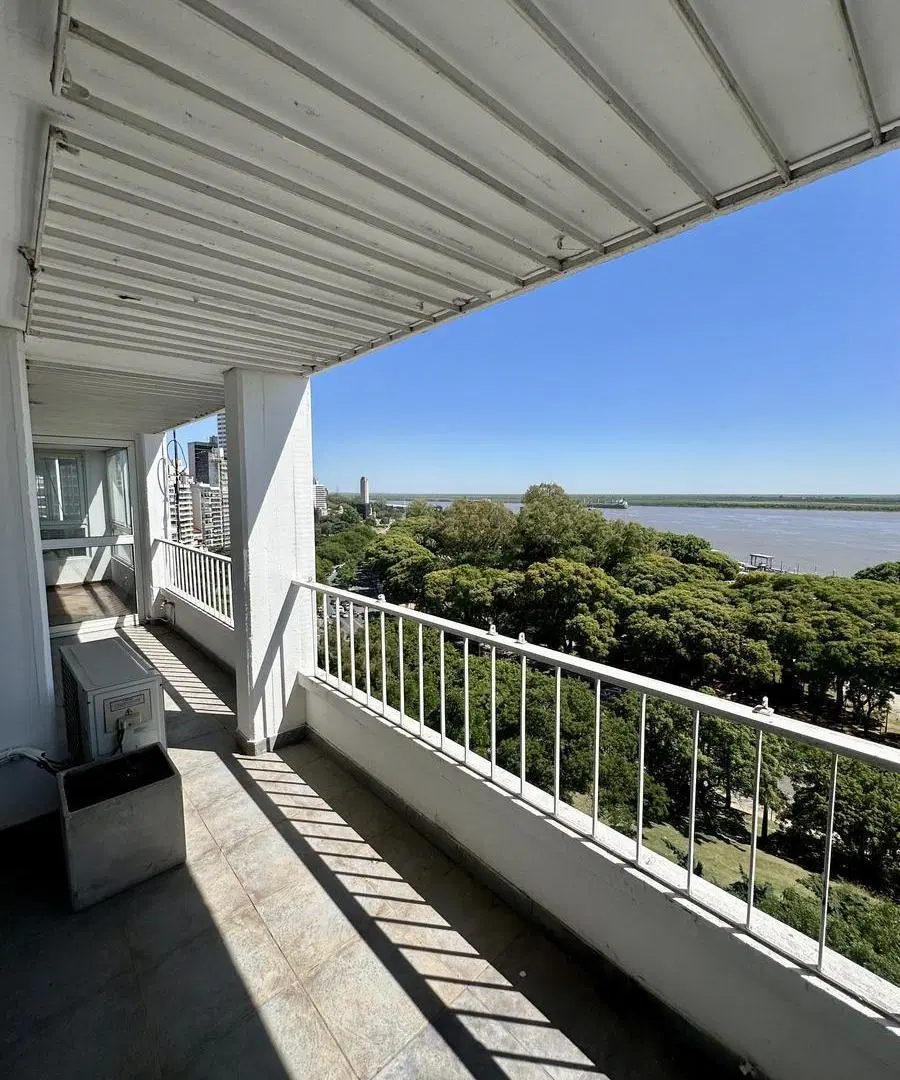 Departamento de 3 dormitorios con vista franca al río 1