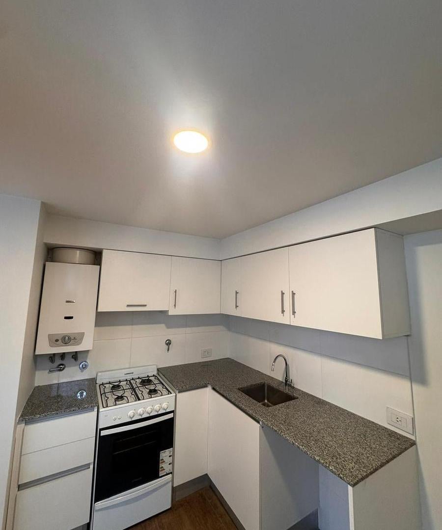 Foto de Departamento de 2 dormitorios con patio de uso exclusivo, imagen 1