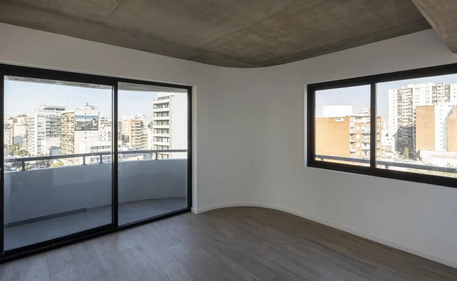Venta Dpto. 2 ambientes en Nuñez Piso 10 1