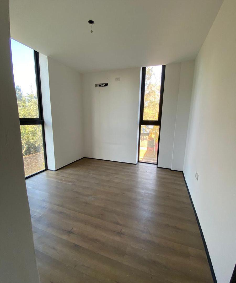 Foto de VENTA DEPARTAMENTO MORENO 4 AMBIENTES, imagen 3
