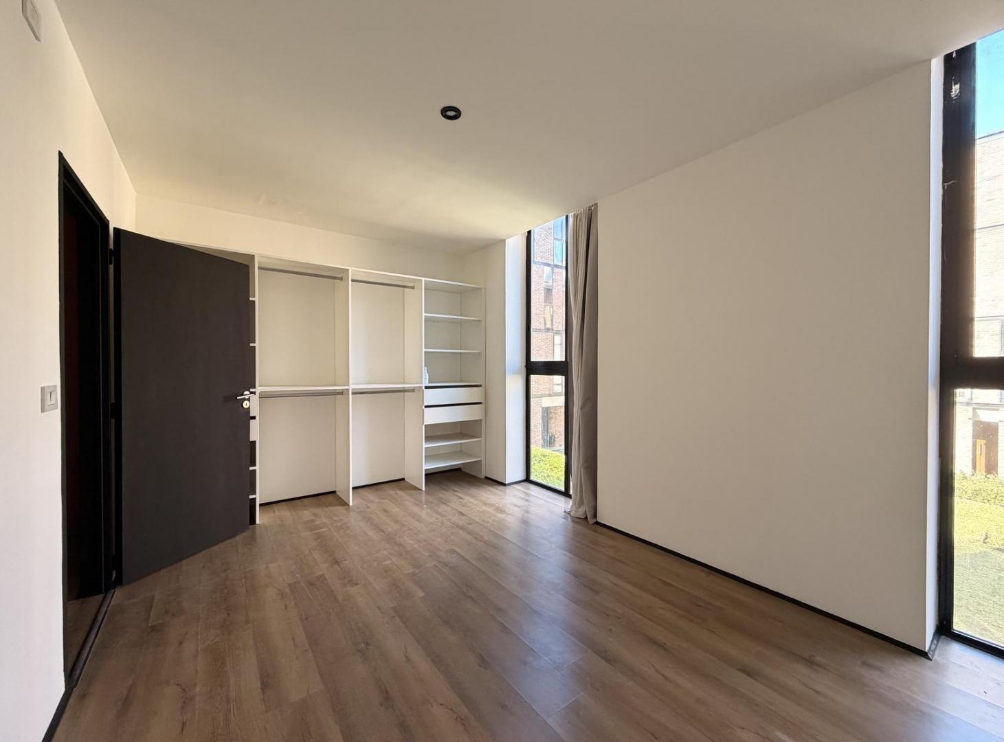 Foto de VENTA DEPARTAMENTO CON COCHERA EN MORENO - 3 AMBIENTES, imagen 5