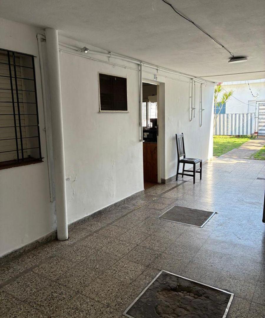 Foto de Casa multifamiliar en olivos con jardin, imagen 3