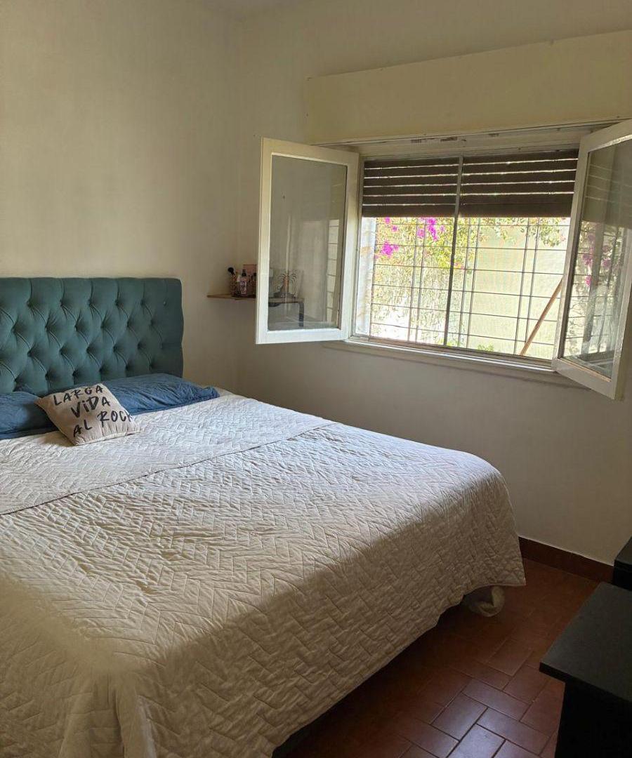 Foto de Casa multifamiliar en olivos con jardin, imagen 2