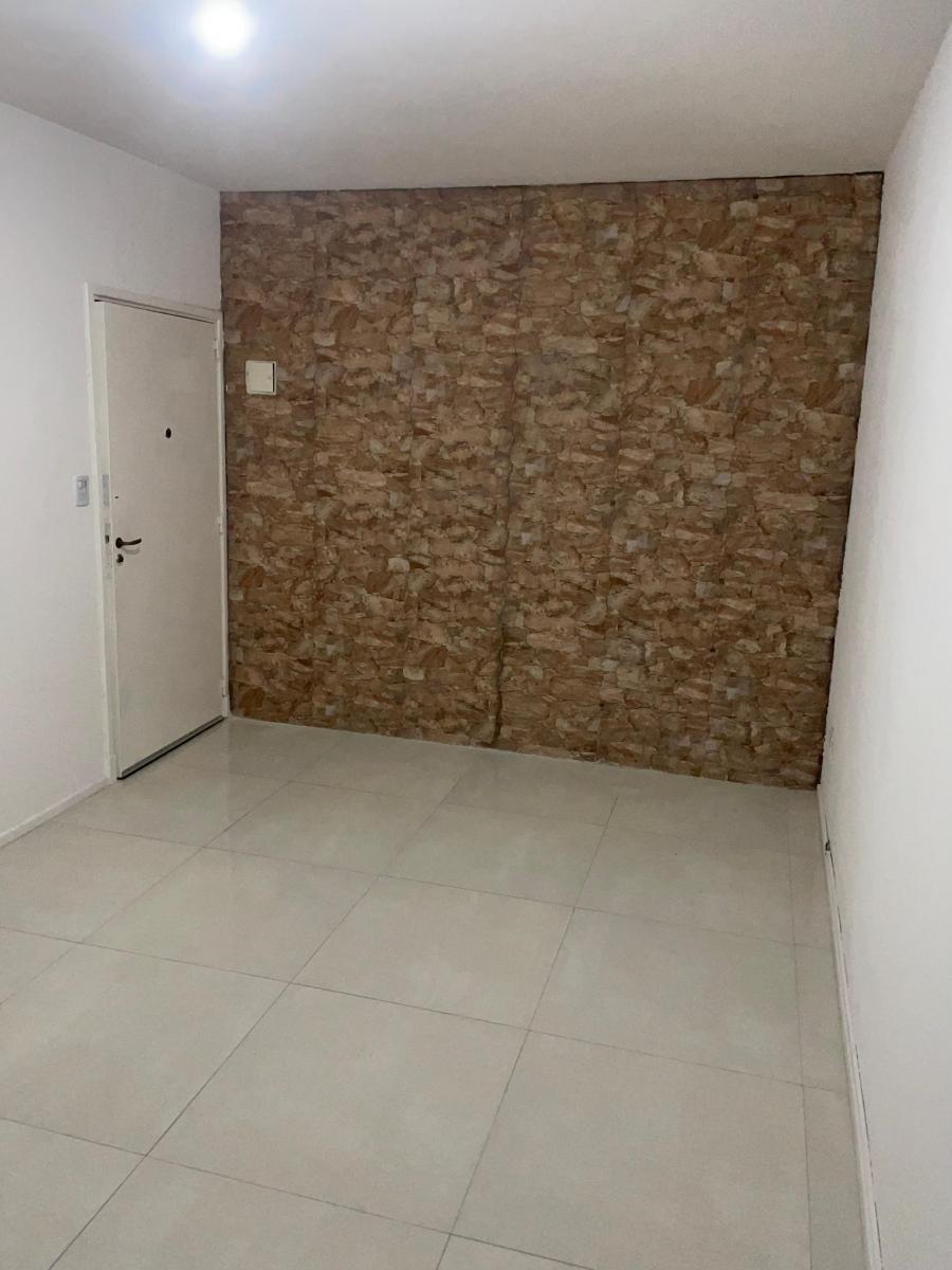 Villa del Parque 3 Ambientes con Balcón Venta U$s 92.000 - Totalmente Reciclado 1