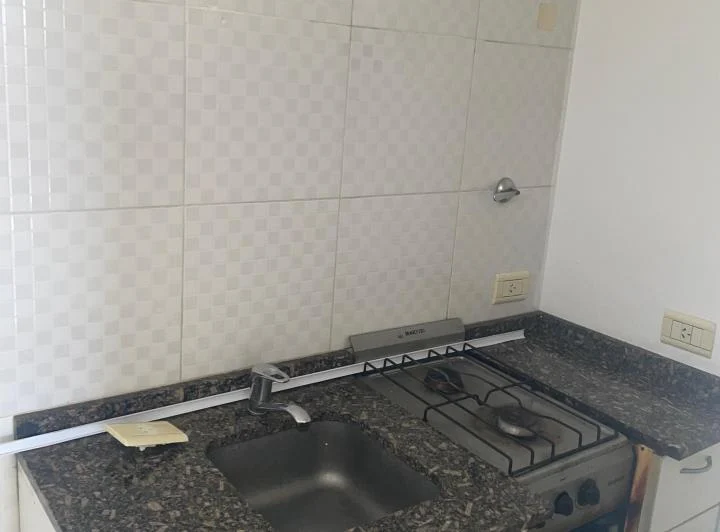 Alquiler, Villa Del Parque, Monoambiente al frente con balcón Av Beiro 5