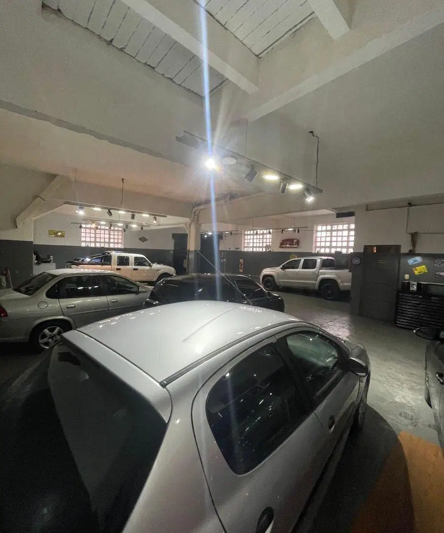 Galpon en Alquiler 290 m en esquina, 1 planta entrada de pickup Villa Real 5