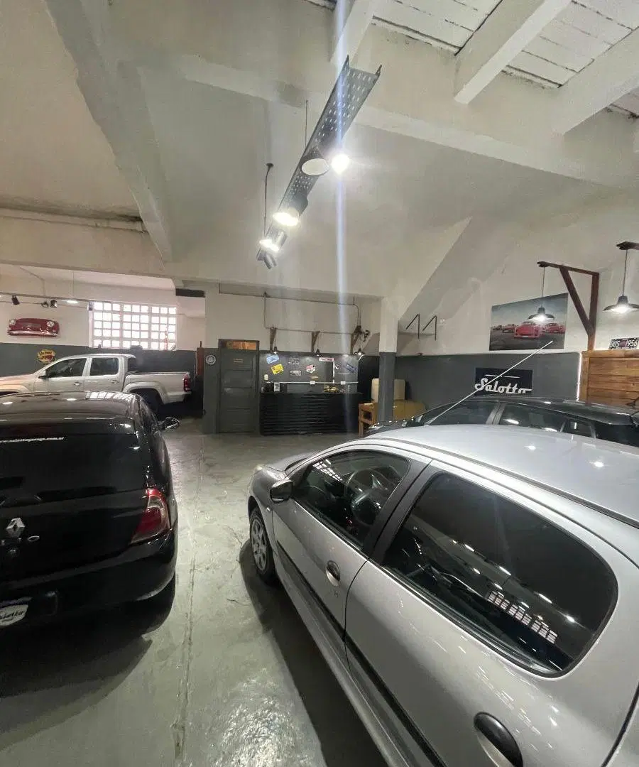 Galpon en Alquiler 290 m en esquina, 1 planta entrada de pickup Villa Real 2