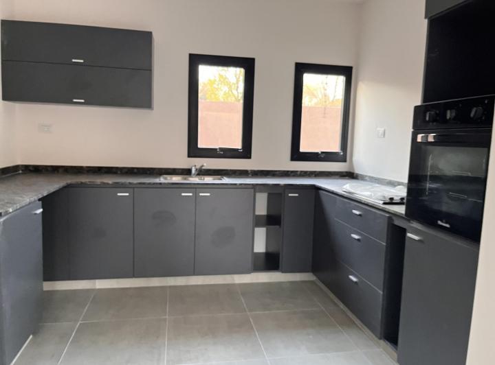 VIVI EN LA TRANQUILIDAD - Hermoso Duplex de tres dormitorios en Alquiler - ZONA NORTE. 3