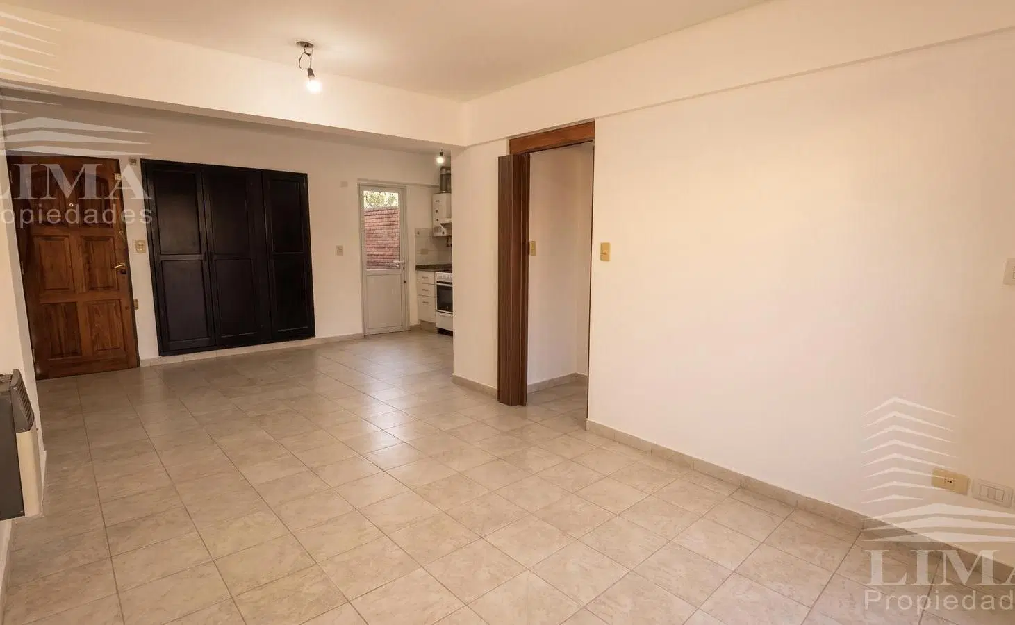 Departamento CON COCHERA y PATIO en Rosario 3
