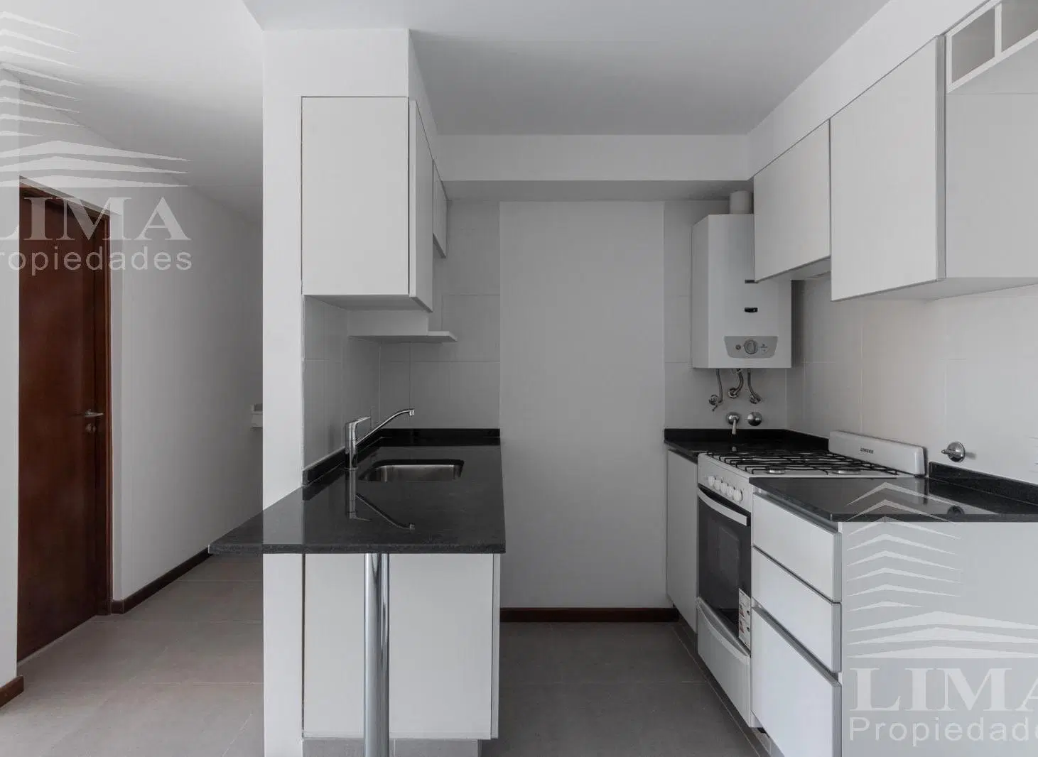 Departamento 1 dormitorio contrafrente c/balcón 5