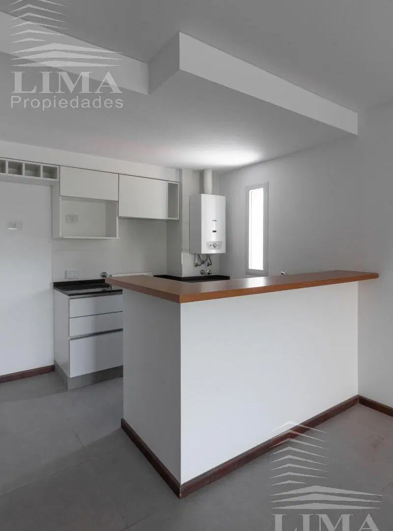Departamento 1 dormitorio al frente 3