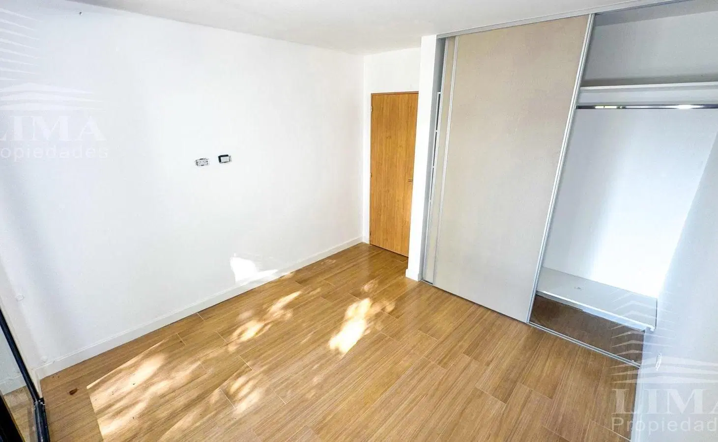 Departamento en Pichincha 4