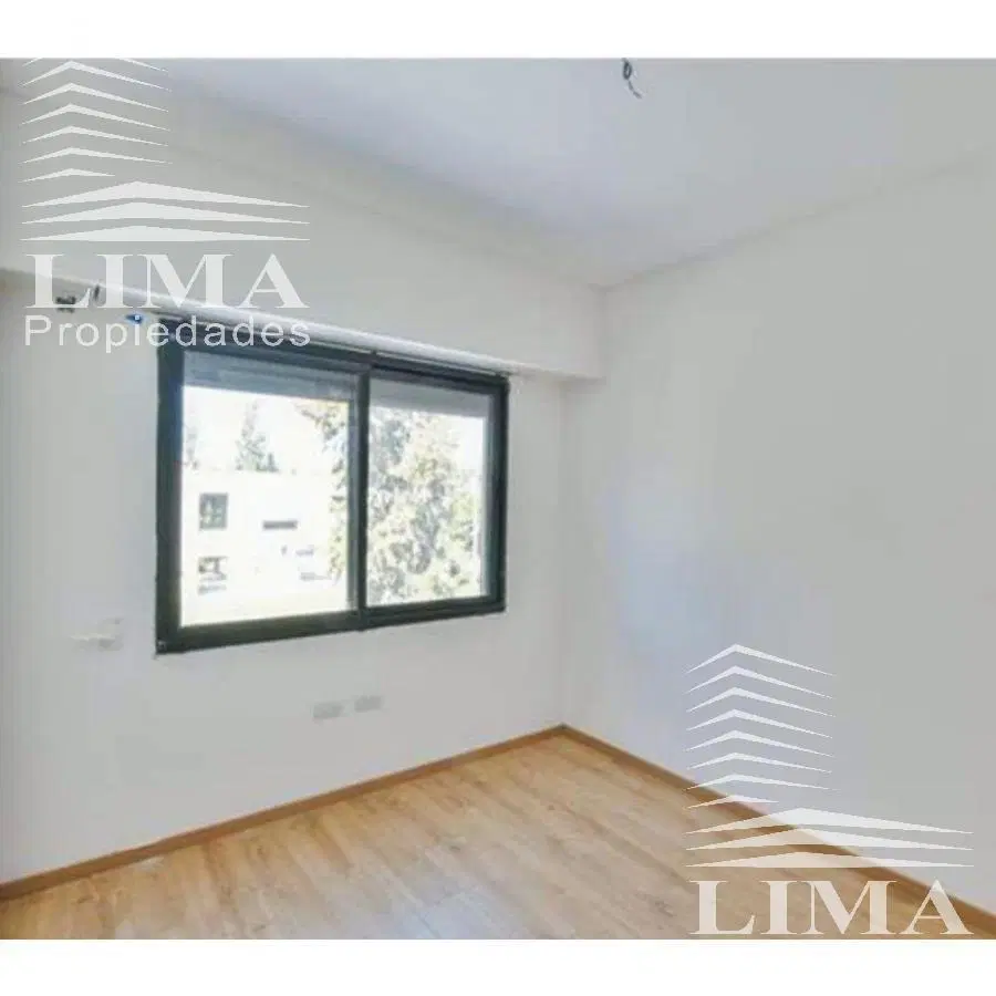 Casa 3 dormitorios. Condominios Ugarteche. Barrio Aldea Fisherton. 5