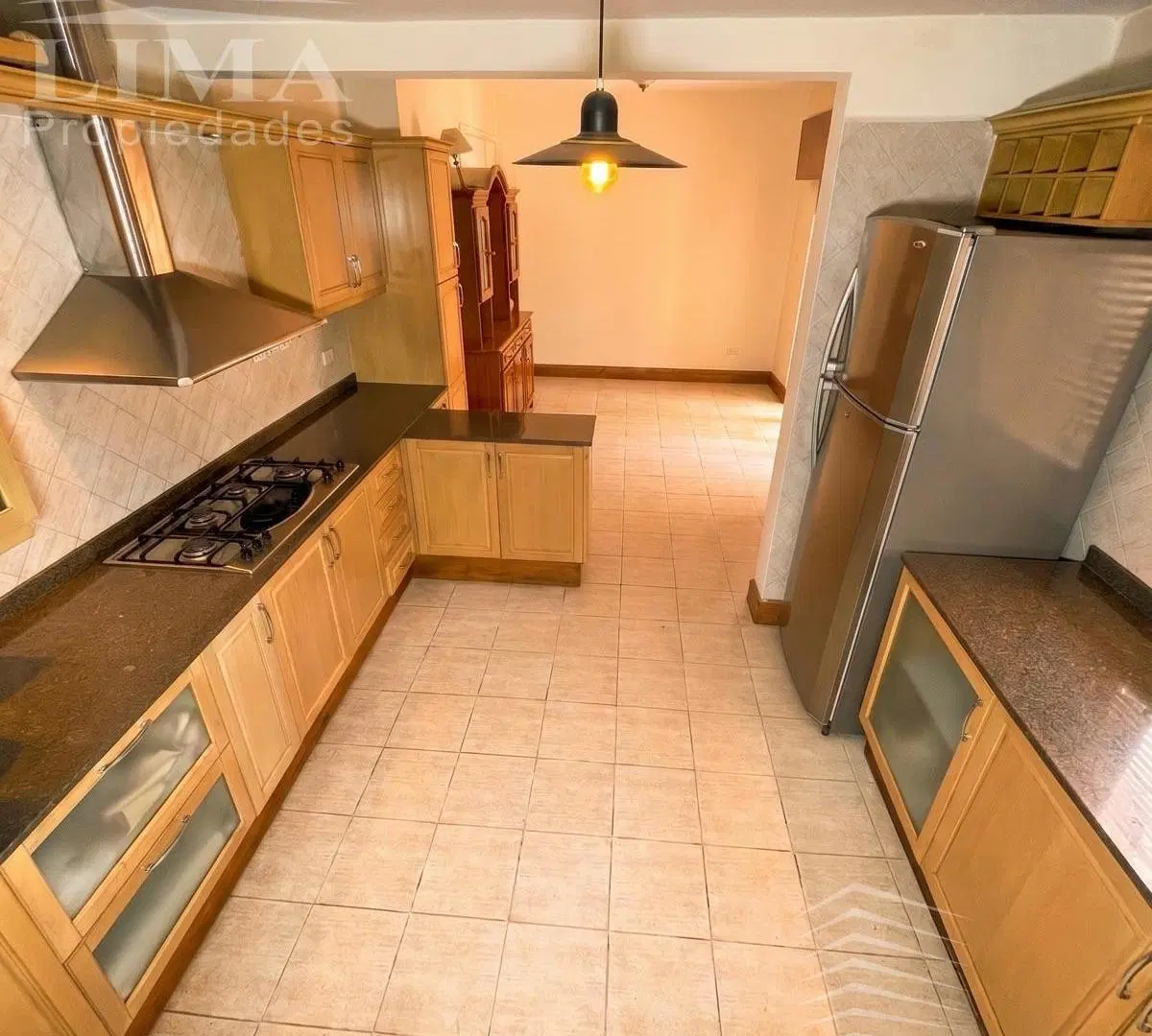 Casa de dos plantas con 4 dormitorios. San Luis 3387 - APTA CRÉDITO 3