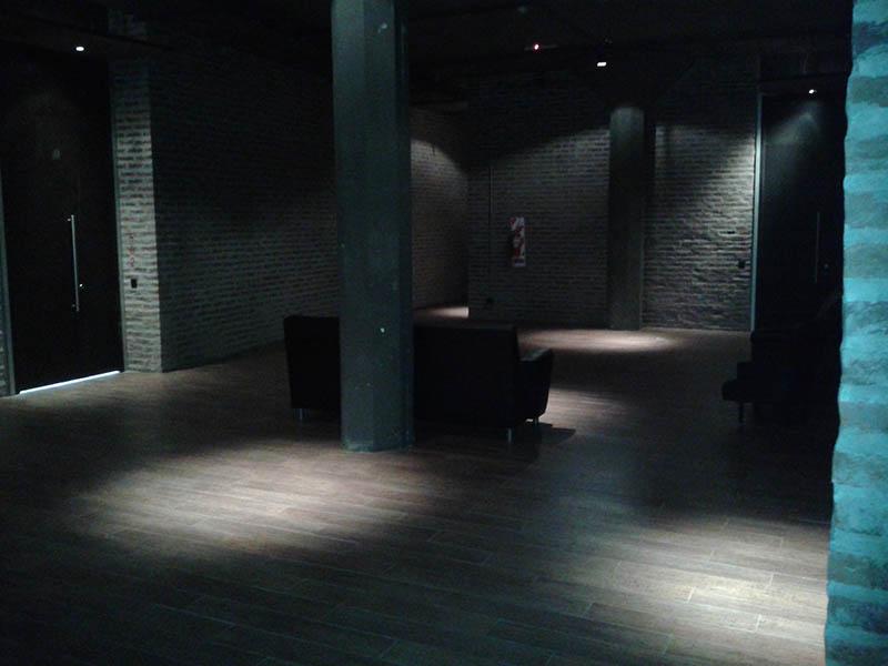 IMPECABLE LOFT EN EL EXCELENTE COMPLEJO MOLINA CIUDAD, CON COCHERA, 72 M2