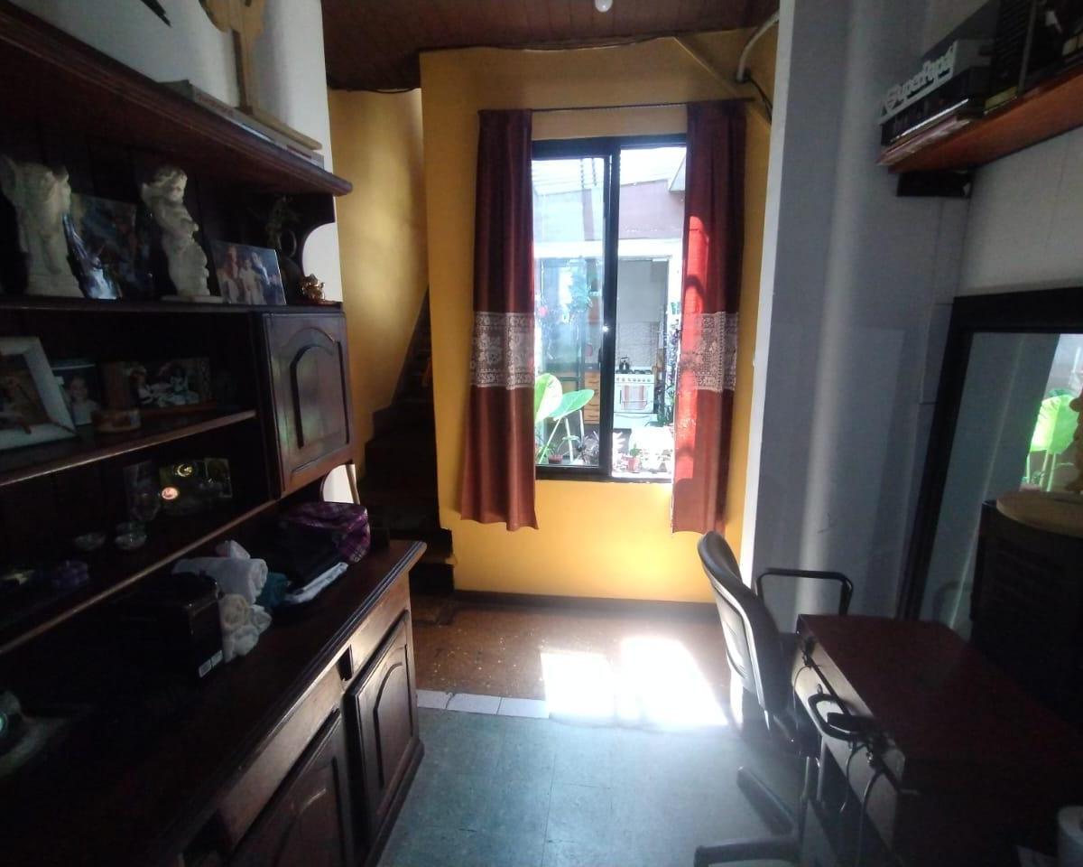 Venta PH con Local a La Calle, Gran Terraza, 175 m² Totales 2