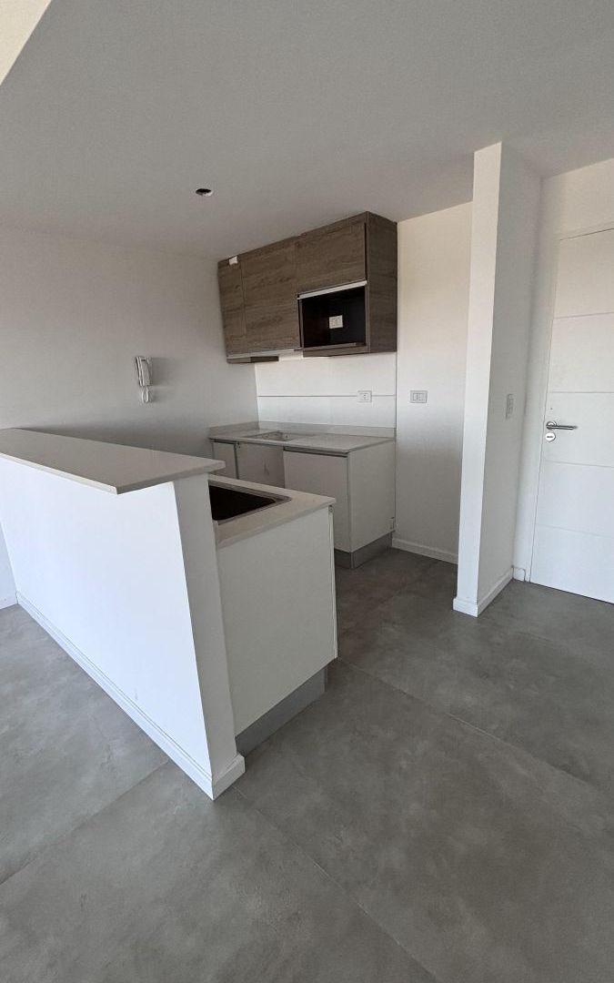 Foto de Departamento 2 amb. con Cochera en Venta - Canning Center, imagen 1