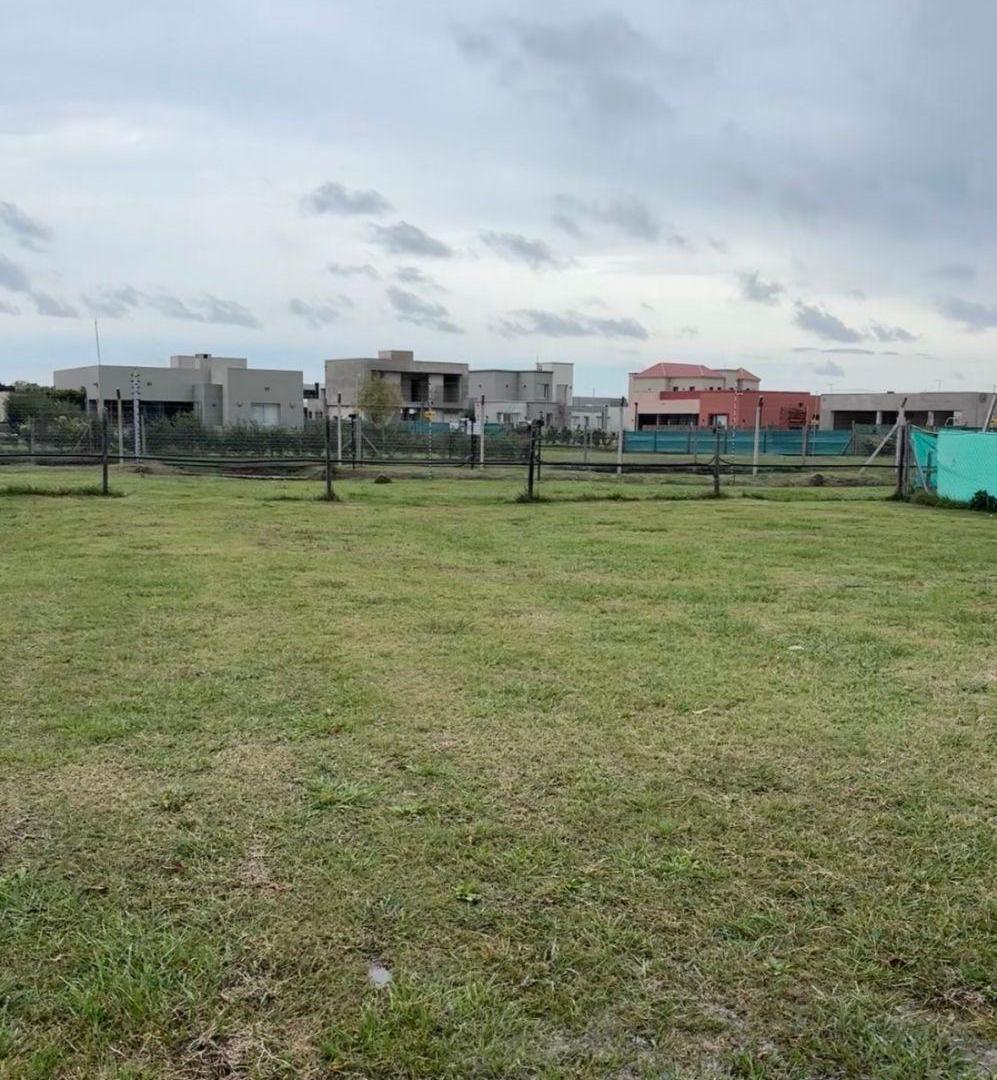 Foto de LOTE EN SAN SIMON - FALSO PERIMETRAL - EXPANSION DE FONDO, imagen 3