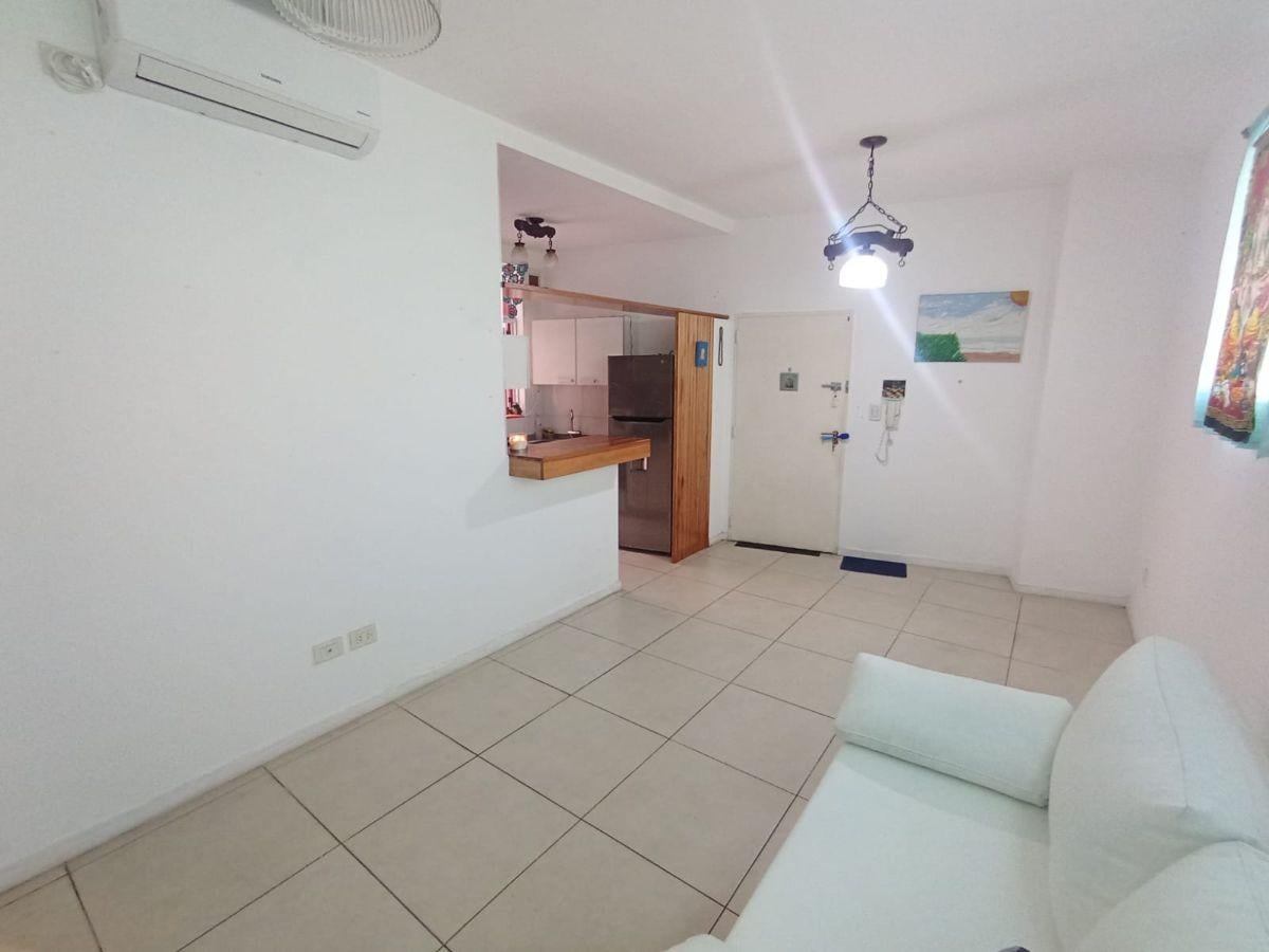 Foto de ALQUILER EXCELENTE PH DE 2 AMB AL FRENTE, 62 M2 TOTALES, PATIO CON, imagen 5
