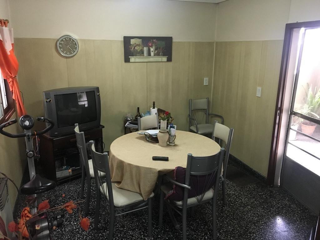 Foto de DEPARTAMENTO 2 AMBIENTES - LATERAL - CON BALCON FRANCES - CON RENTA, imagen 4