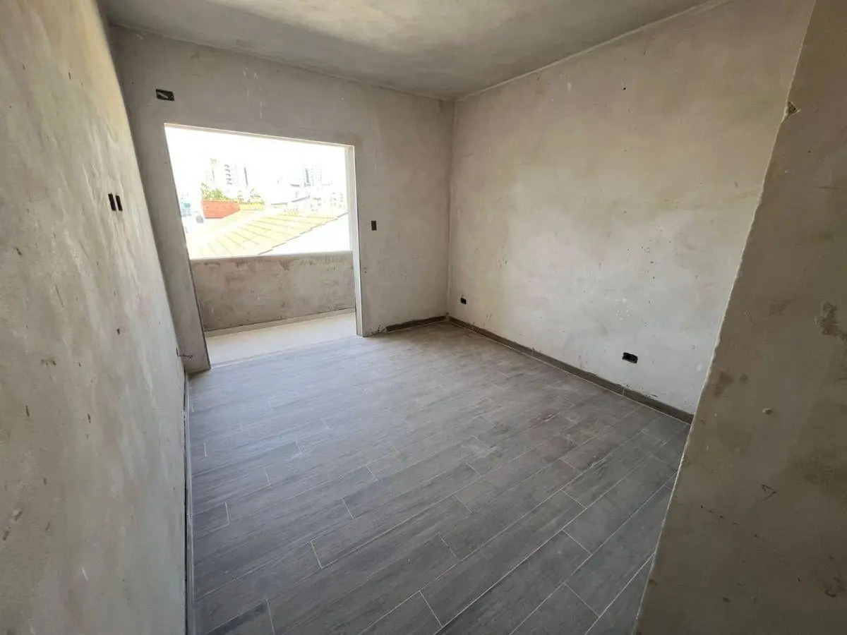 DEPARTAMENTO 2 AMB - 1° PISO AL FRENTE - CON BALCON - ENTREGA INMEDIATA 5