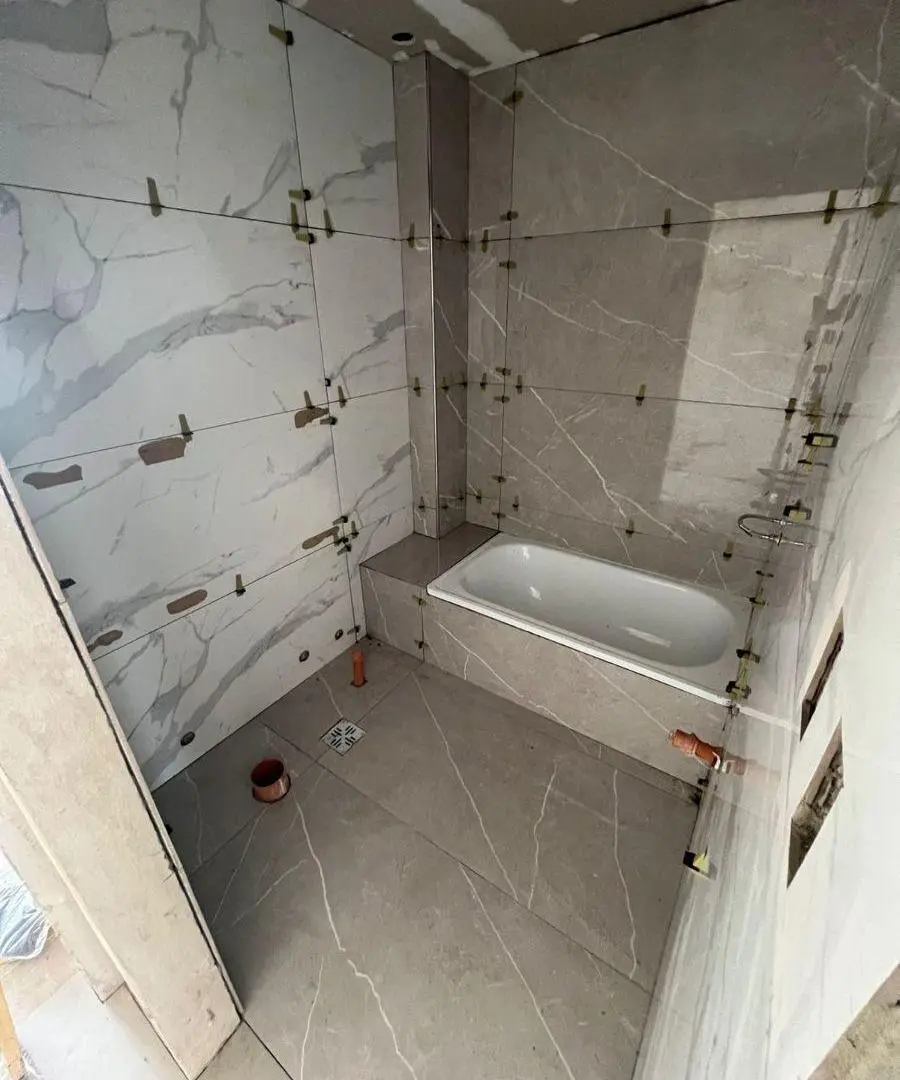 DEPARTAMENTO 2 AMB - 1° PISO AL FRENTE - CON BALCON - ENTREGA INMEDIATA 3