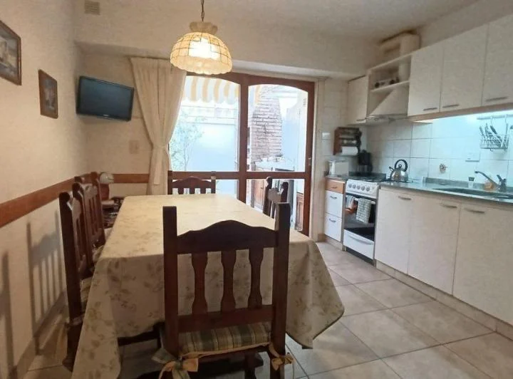 VENTA PH 4 AMBIENTES PATIO PARQUE PATRICIOS 5