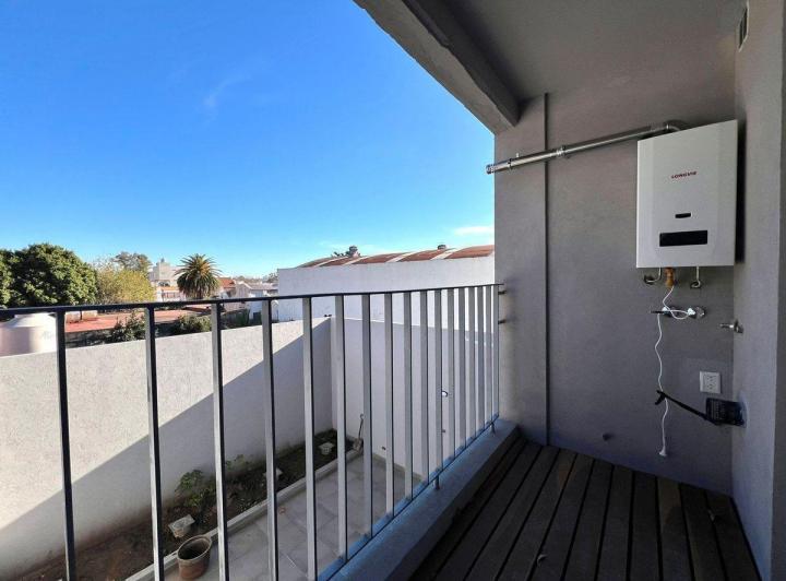VENTA DEPTO 2 AMB C/ BALCON - V. LUGANO 4