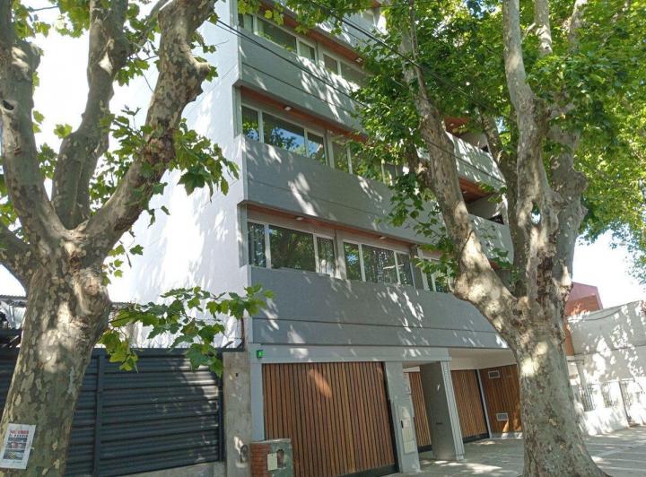 VENTA DEPTO 2 AMB C/ BALCON - V. LUGANO 3