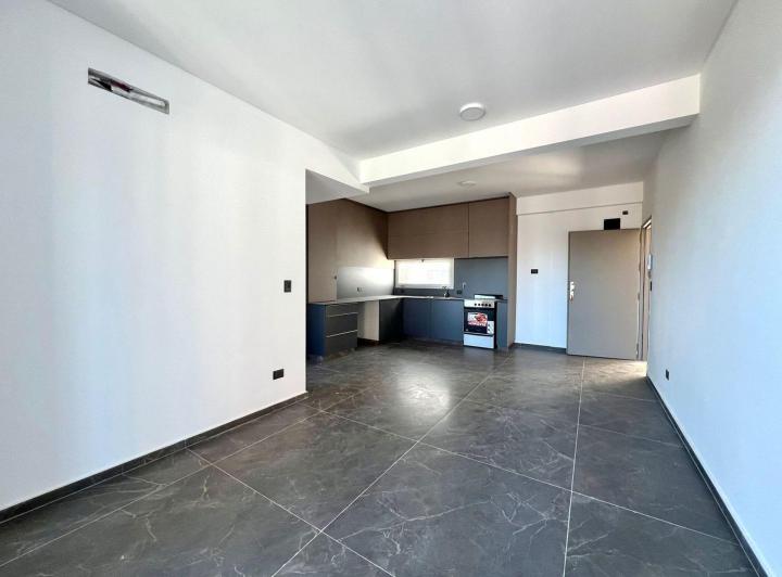 VENTA DEPTO 3 AMB C/ BALCON - V. LUGANO 3