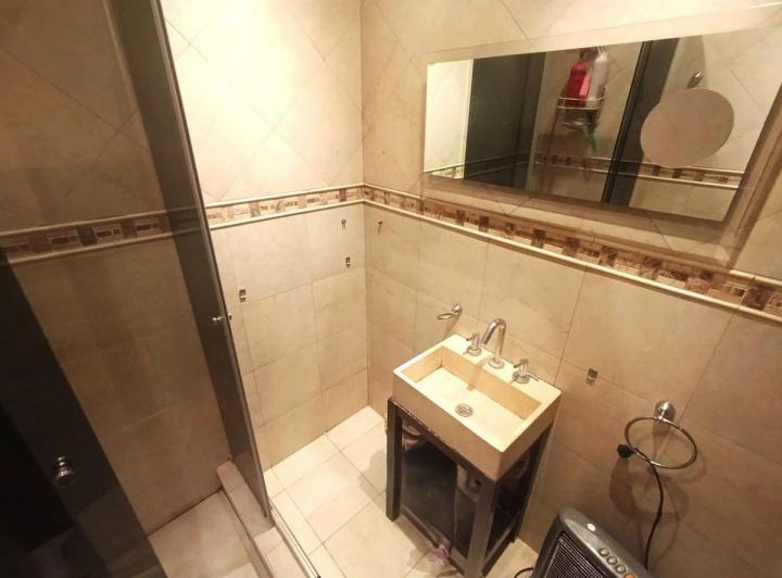 CASA EN VENTA 7 AMBIENTES EN ITUZAINGÓ PILETA 5